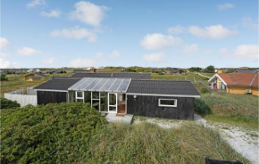 5 Bedroom Cozy Home In Hvide Sande